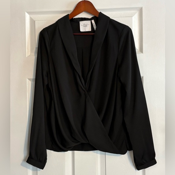 L’Academie Black Crossover Drape Front Long Sleeve Blouse Size Medium - Picture 2 of 10